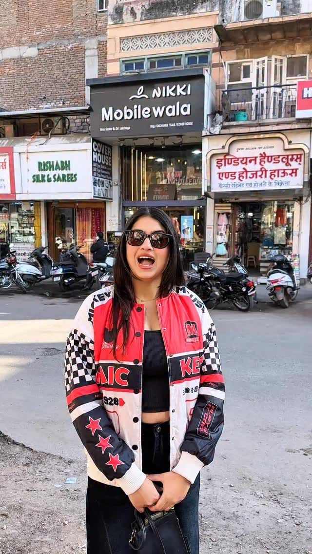 Post 8 by NITIN MOOLCHANDANI on Instagram (video)