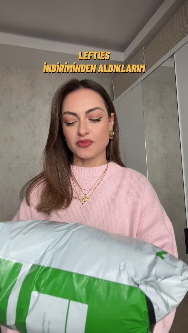 Post 3 by melda♡ on Instagram (video)