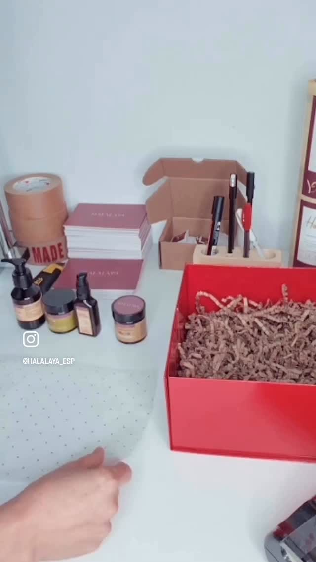 Post 4 by Halalaya®️ Holistic Cosmetic & supplements on Instagram (video)