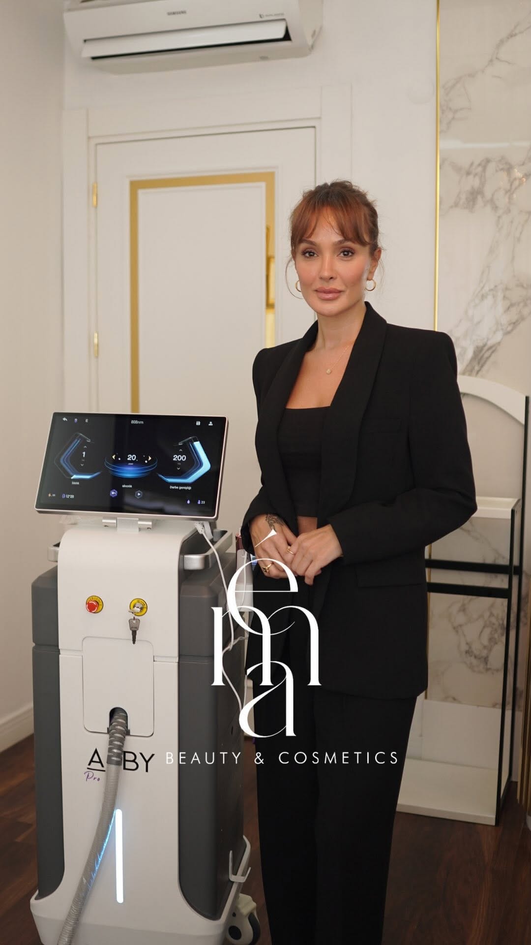 Post 10 by CosmeticMed on Instagram (video)