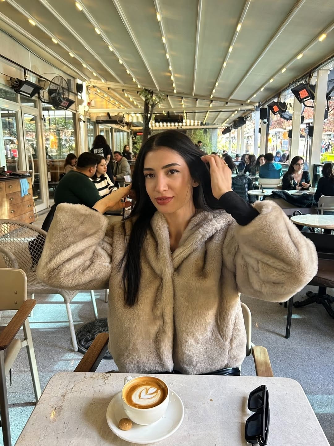 Post 5 by Elif on Instagram (carousel)