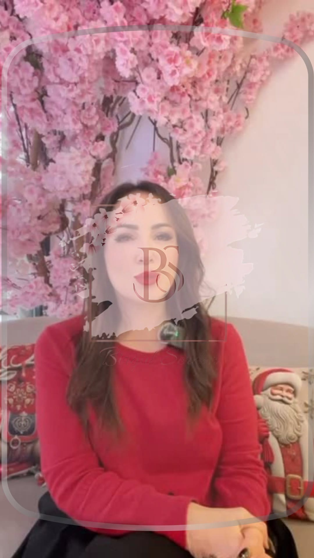 Post 5 by ÇEKMEKÖY | PROTEZ TIRNAK / BÖLGESEL İNCELME / LAZER EPİLASYON on Instagram (video)