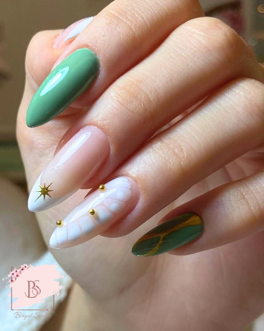 Post 3 by ÇEKMEKÖY | PROTEZ TIRNAK / BÖLGESEL İNCELME / LAZER EPİLASYON on Instagram (image)