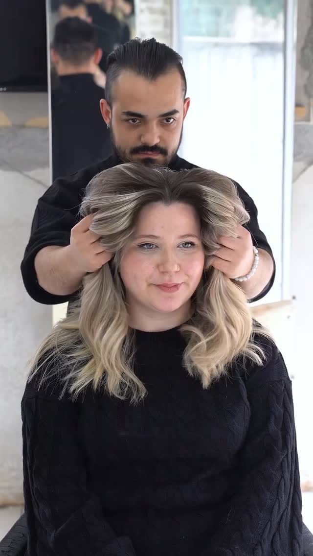 Post 1 by WO-MEN COIFFEUR 📍İZMİR on Instagram (video)