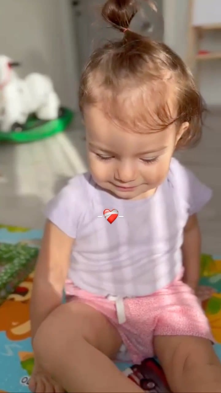 Post 10 by Ayça on Instagram (video)