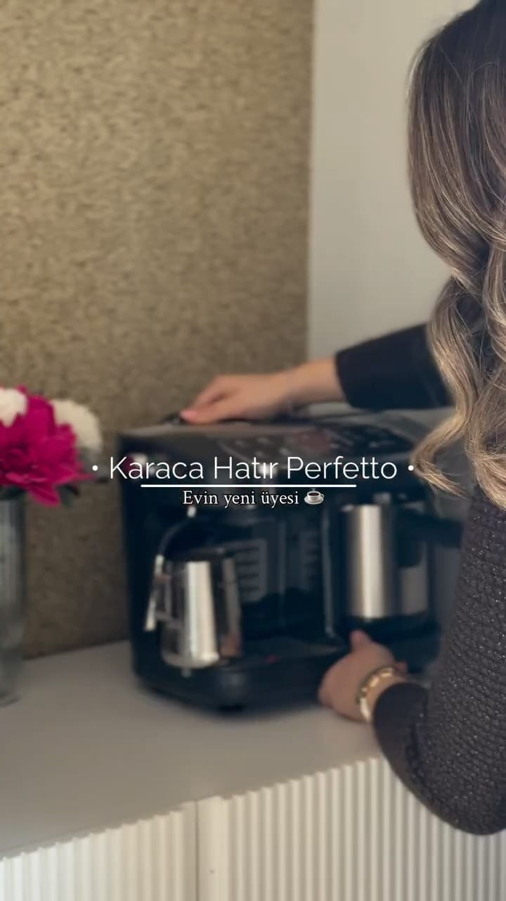 Post 8 by Ayça on Instagram (video)