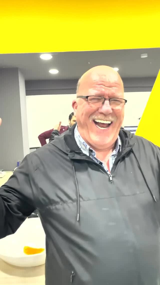 Post 10 by Happy Dent Turkey on Instagram (video)