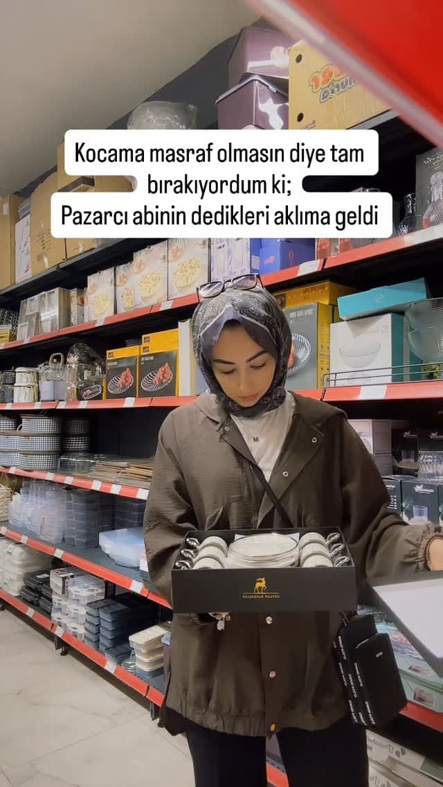 Post 10 by İstasyon Seç Market on Instagram (video)