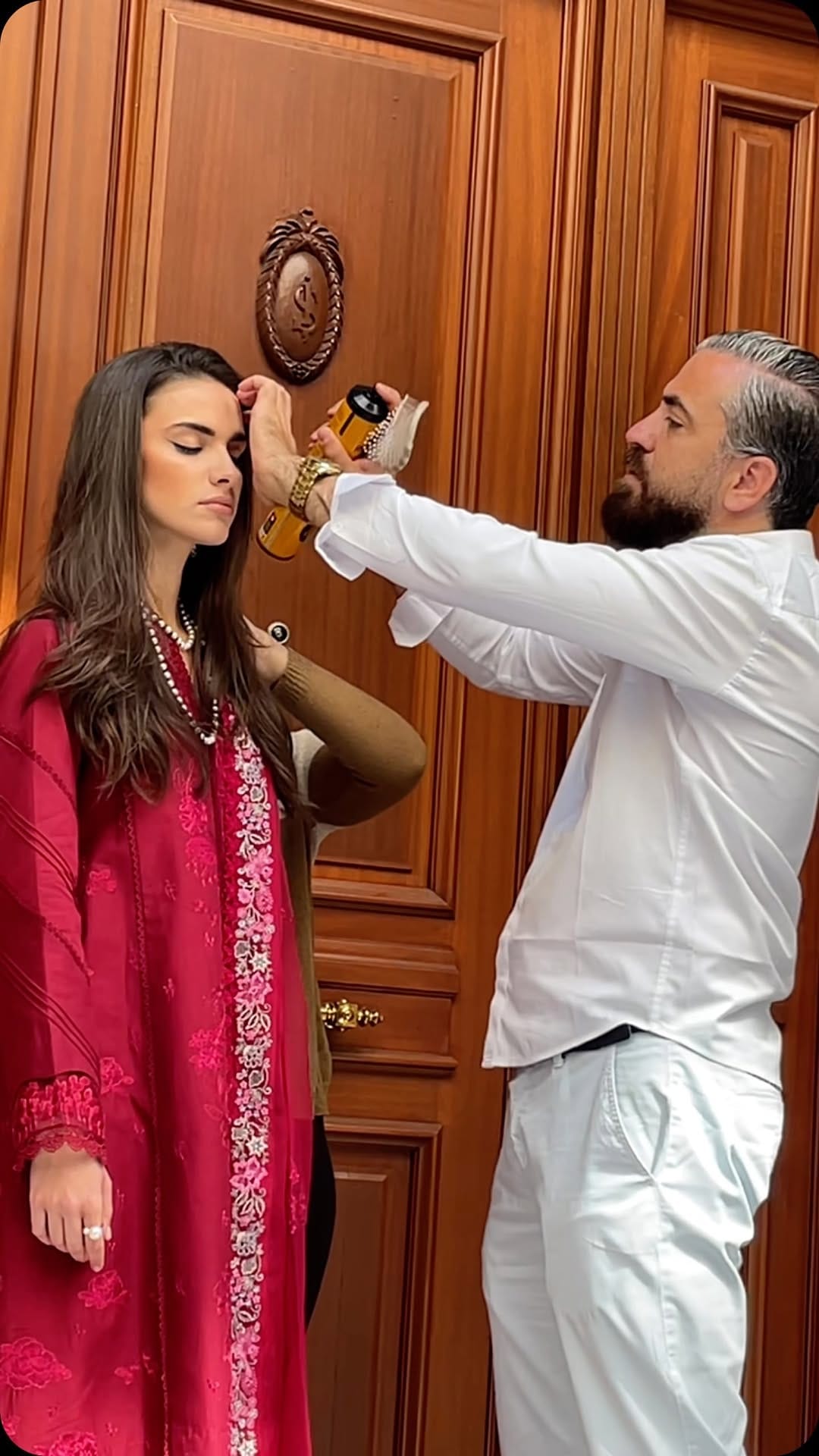 Post 8 by Eser Akalin on Instagram (video)