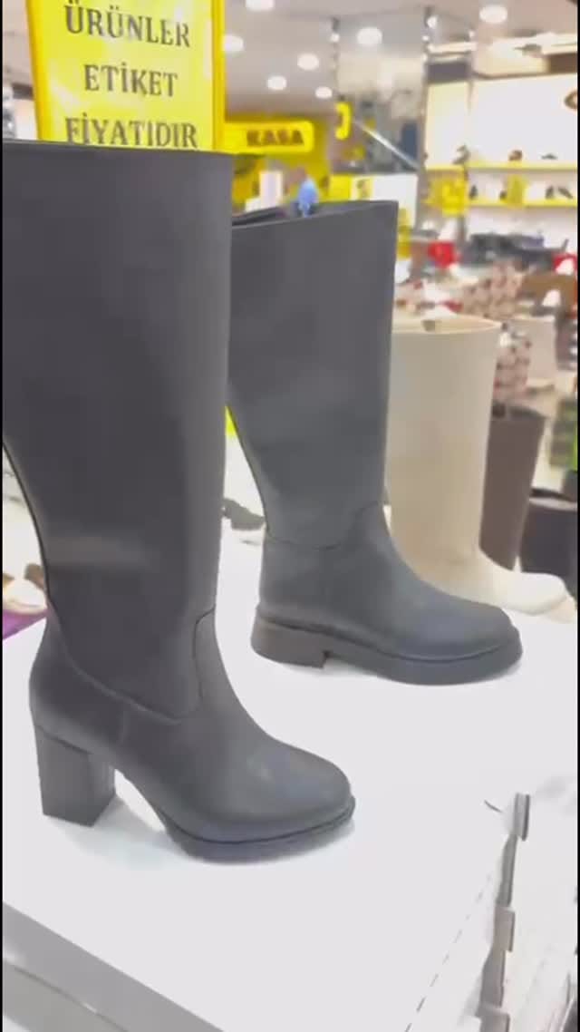 Post 10 by Matilla on Instagram (video)