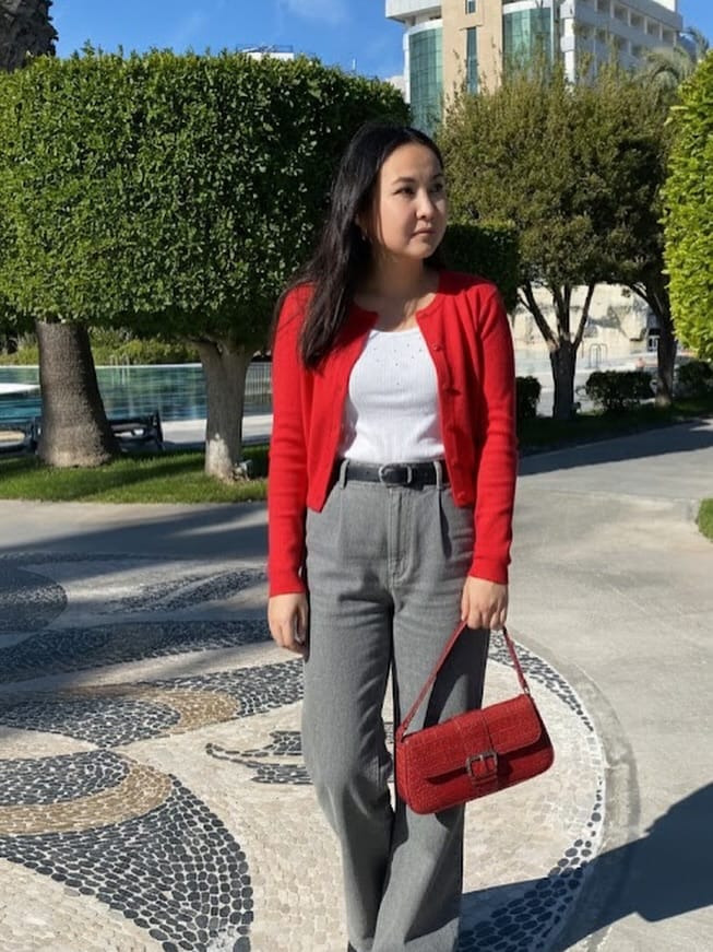 Post 4 by Zeliş Yıldırım on Instagram (image)