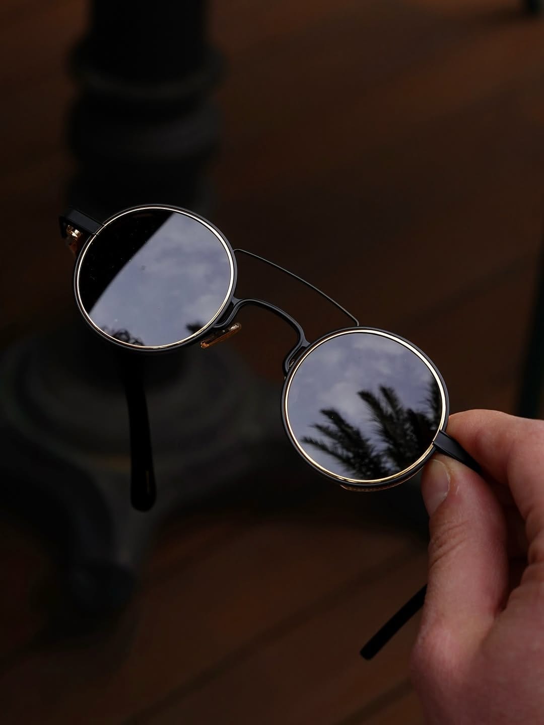 Post 10 by Emo Optik on Instagram (image)