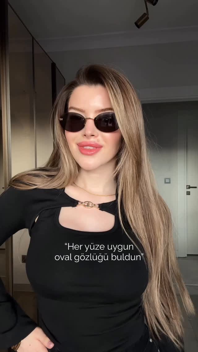 Post 7 by Emo Optik on Instagram (video)
