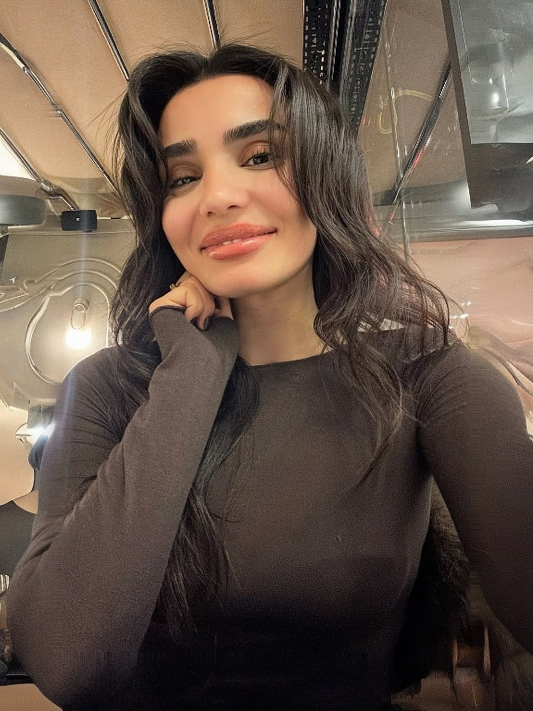 Post 2 by Hi! I 𝗘𝗠𝗘𝗟 on Instagram (carousel)