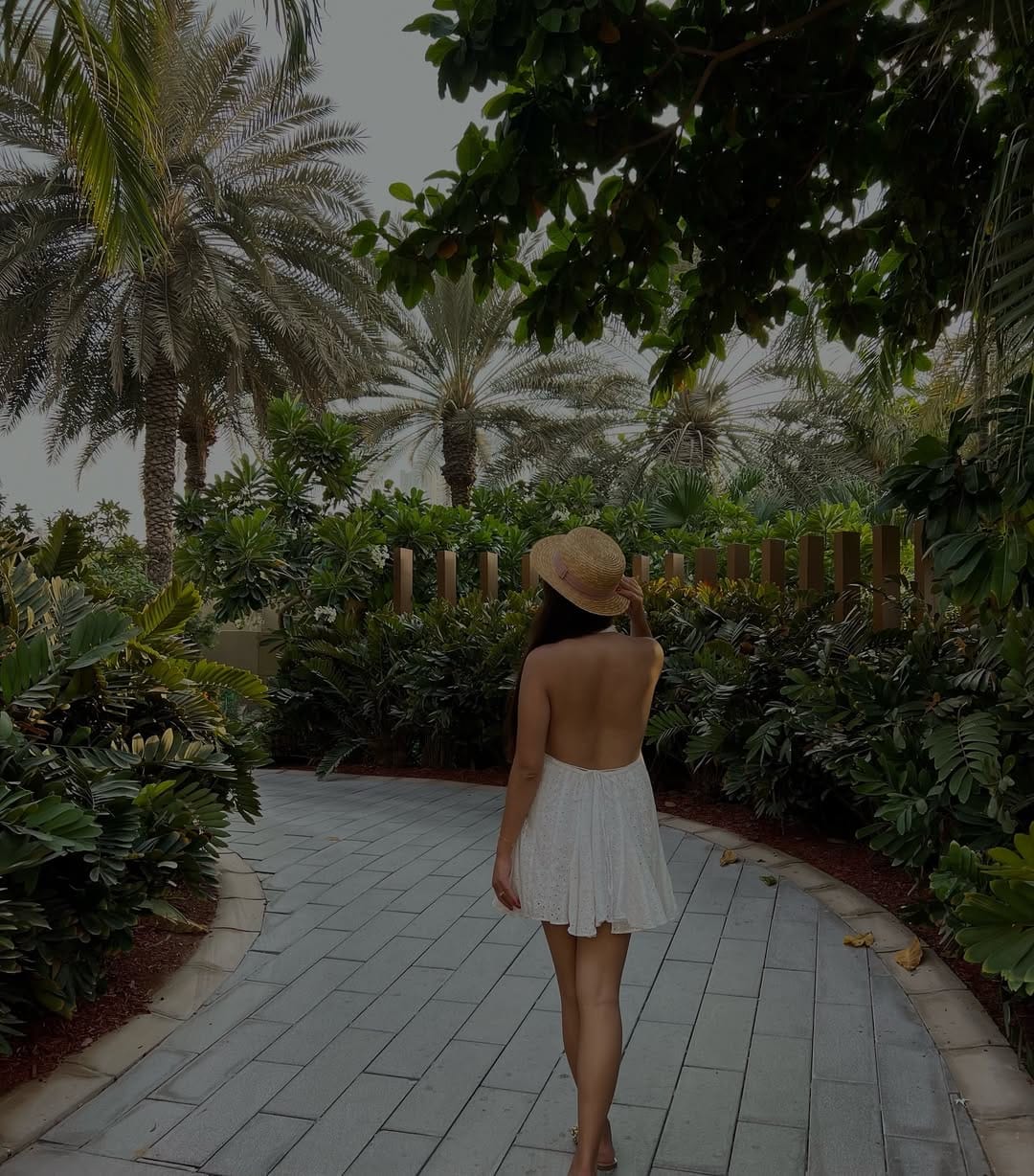 Post 6 by @mialvx on Instagram (image)