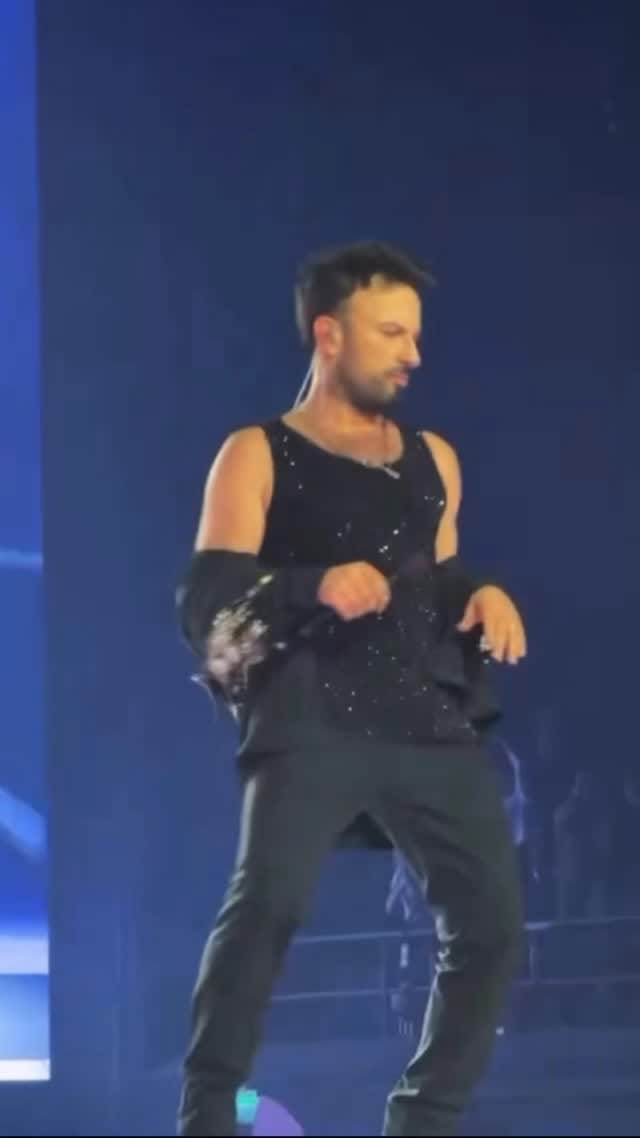 Post 2 by Tuba🐣 on Instagram (video)