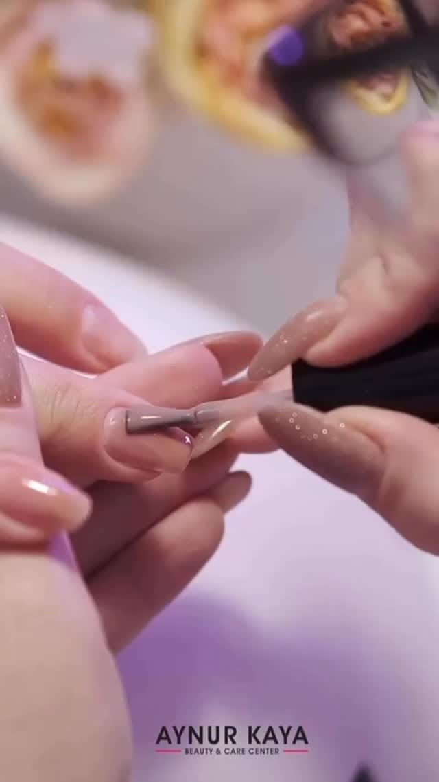 Post 2 by Aynur Kaya Beauty Center on Instagram (video)