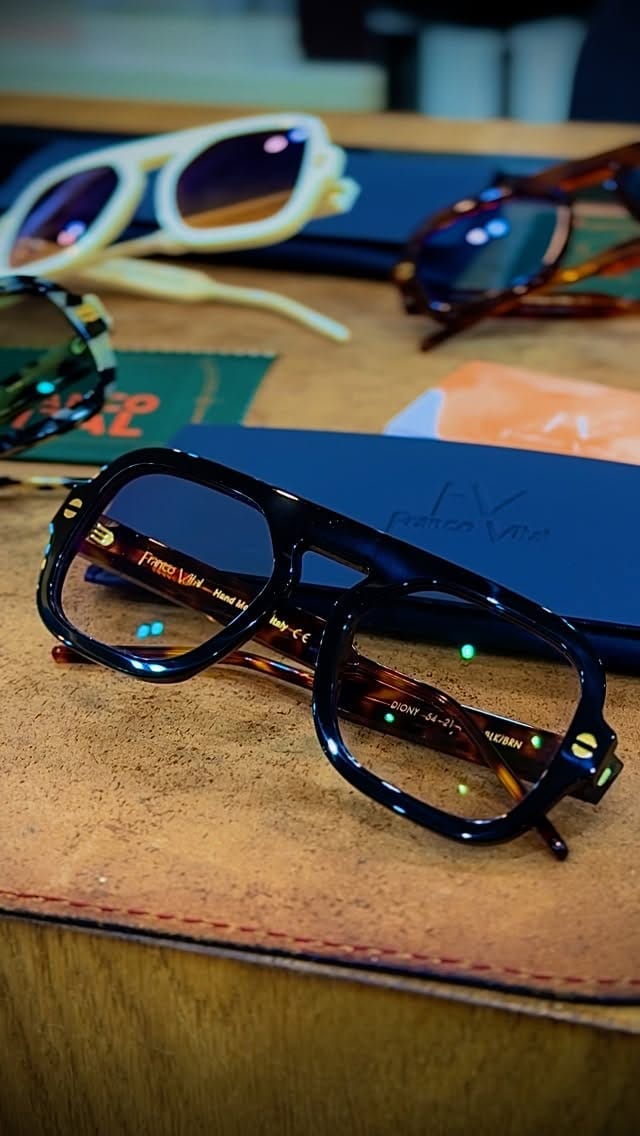 Post 8 by 𝓢𝓾𝓷 𝓞𝓹𝓽𝓲𝓴 on Instagram (video)