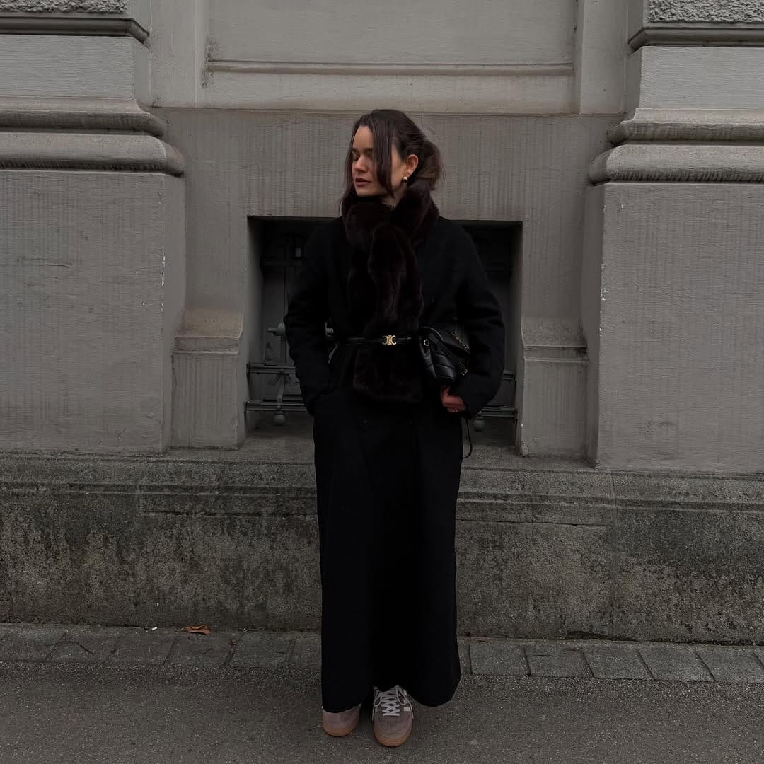 Post 1 by DENIZ DILARA on Instagram (carousel)