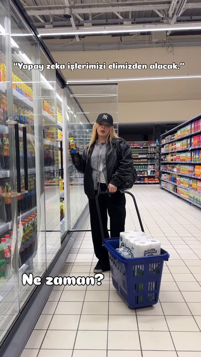 Post 4 by Ceren on Instagram (video)