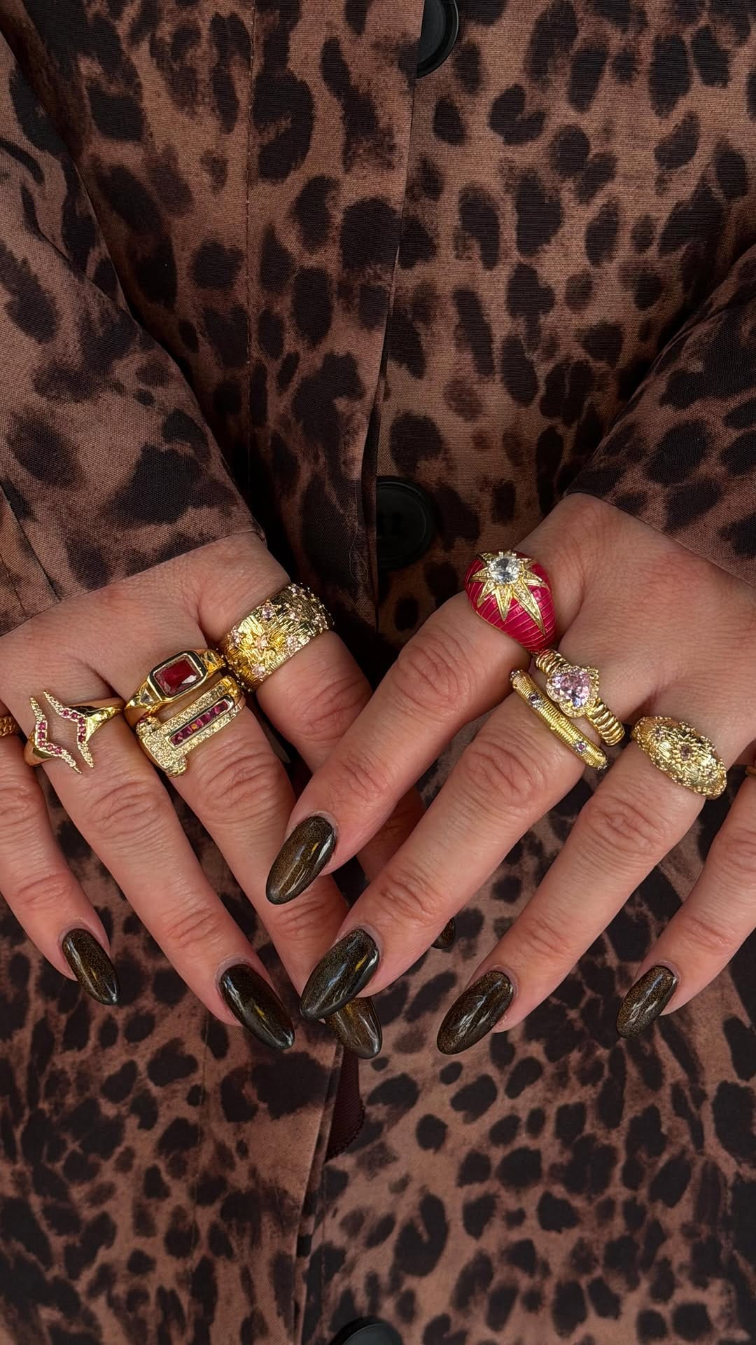 Post 9 by Chic Latife Takı ve Aksesuar on Instagram (video)
