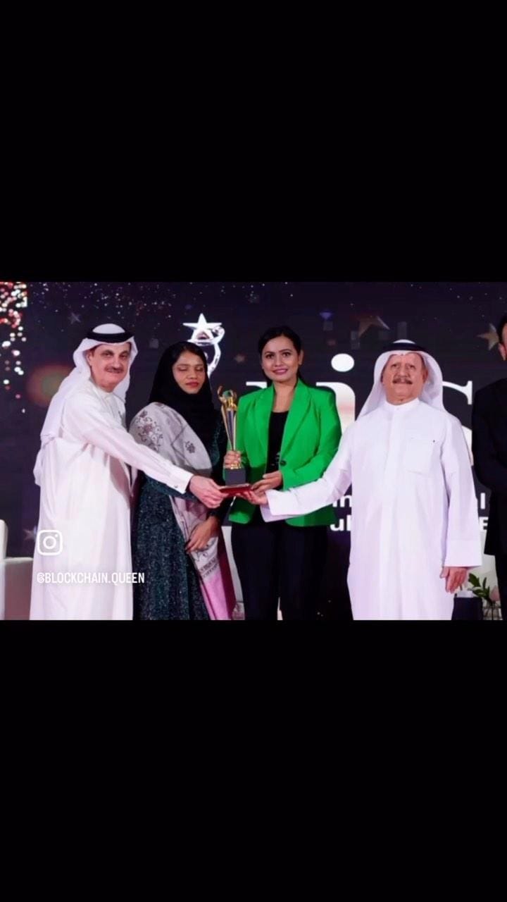 Post 10 by Neha Soni on Instagram (video)