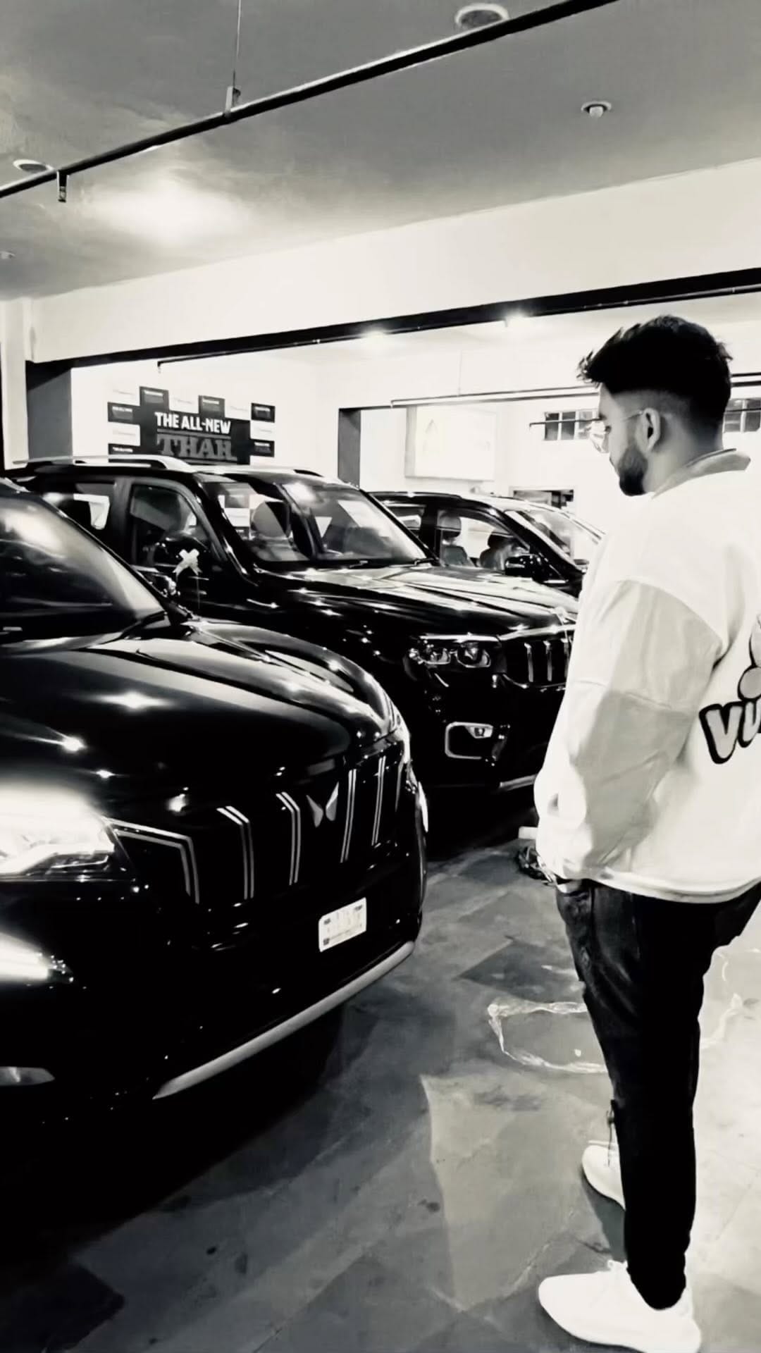 Post 9 by Hemant Sethi on Instagram (video)