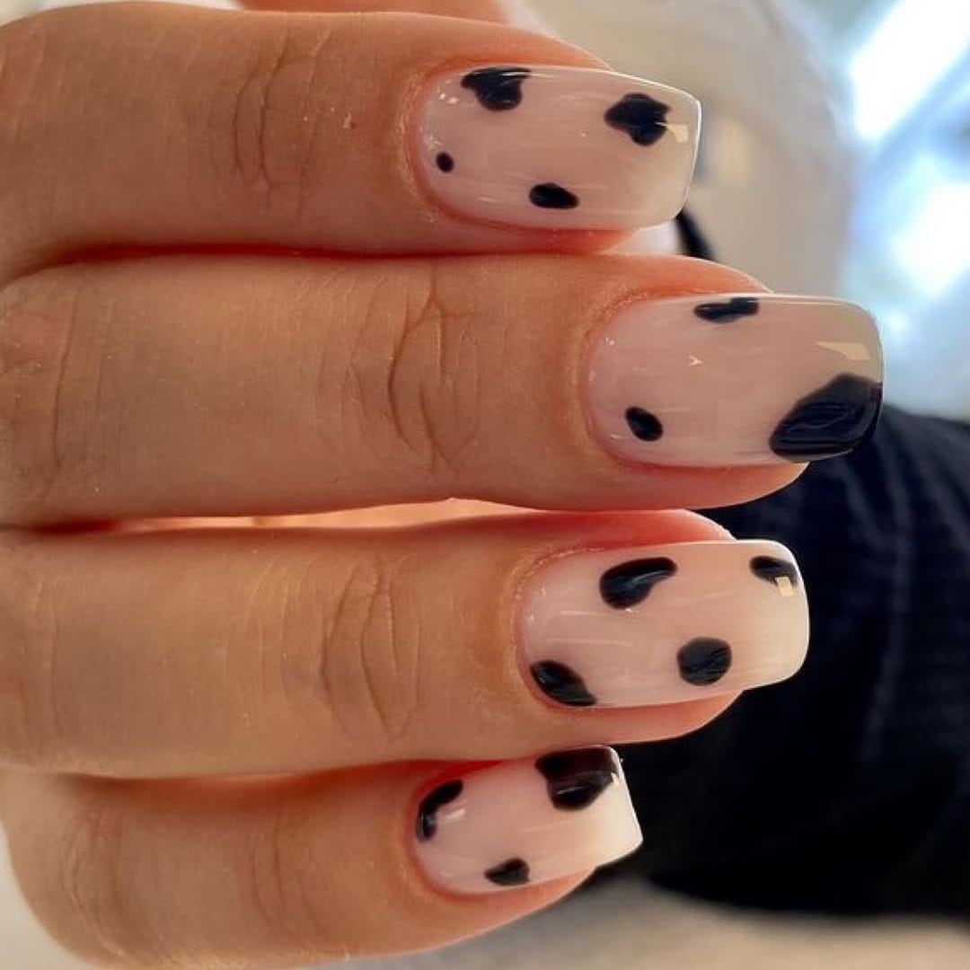 Post 7 by KM BEAUTY on Instagram (image)