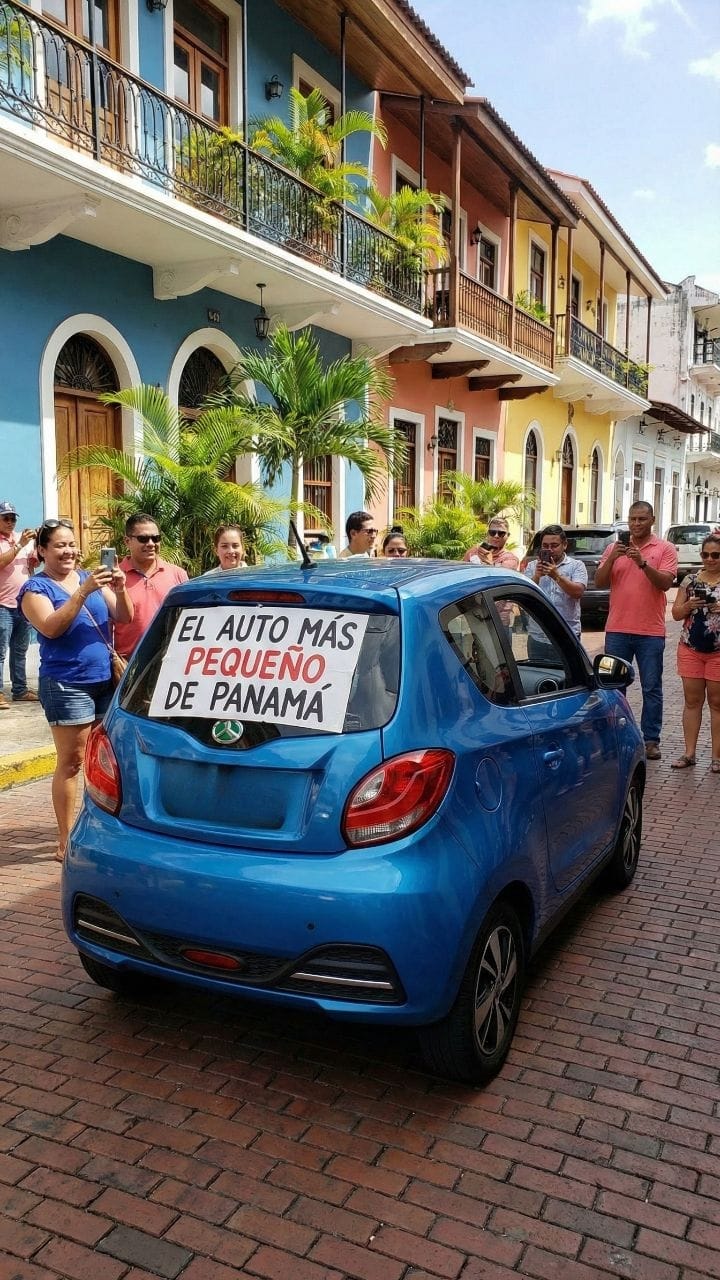 Post 1 by Alexander Cachucho on Instagram (video)