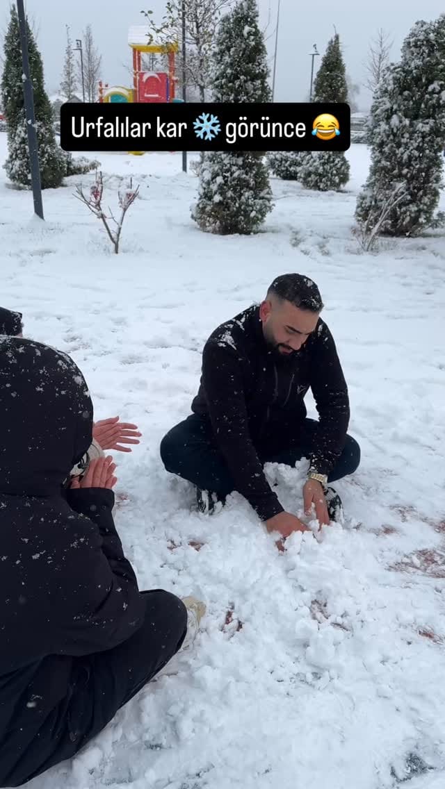 Post 3 by Evim Outlet on Instagram (video)
