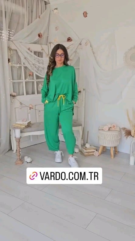 Post 6 by Vardo USA Fashion on Instagram (video)