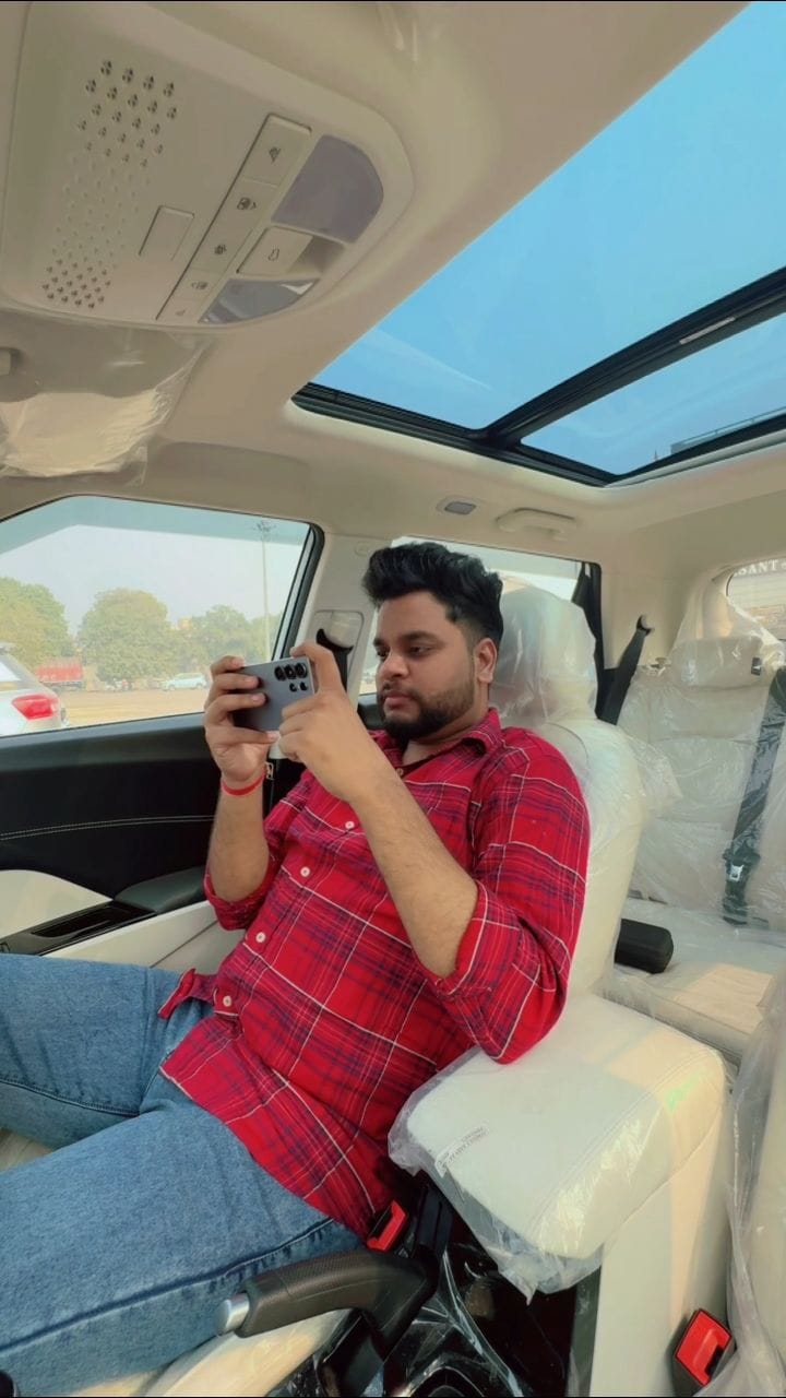 Post 9 by Mohit Gaming on Instagram (video)
