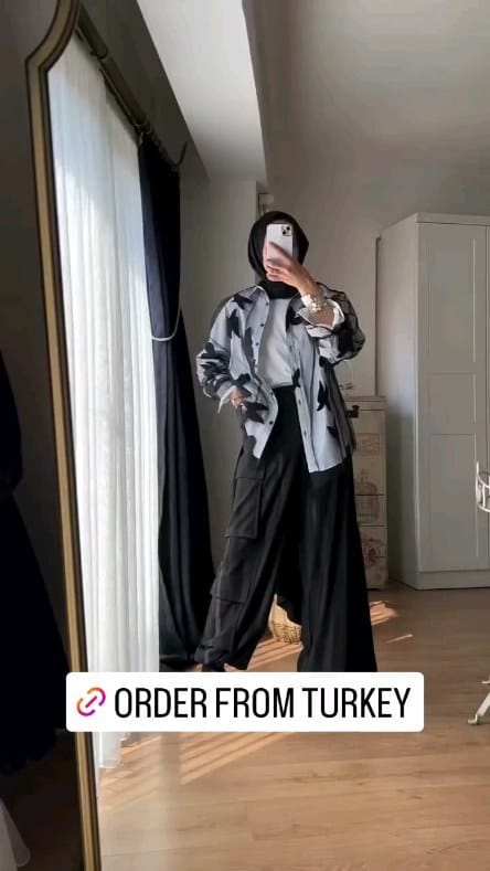 Post 4 by Vardo USA Fashion on Instagram (video)