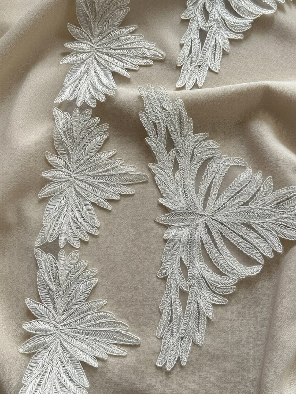 Post 4 by Guipure lace fabricasi on Instagram (image)