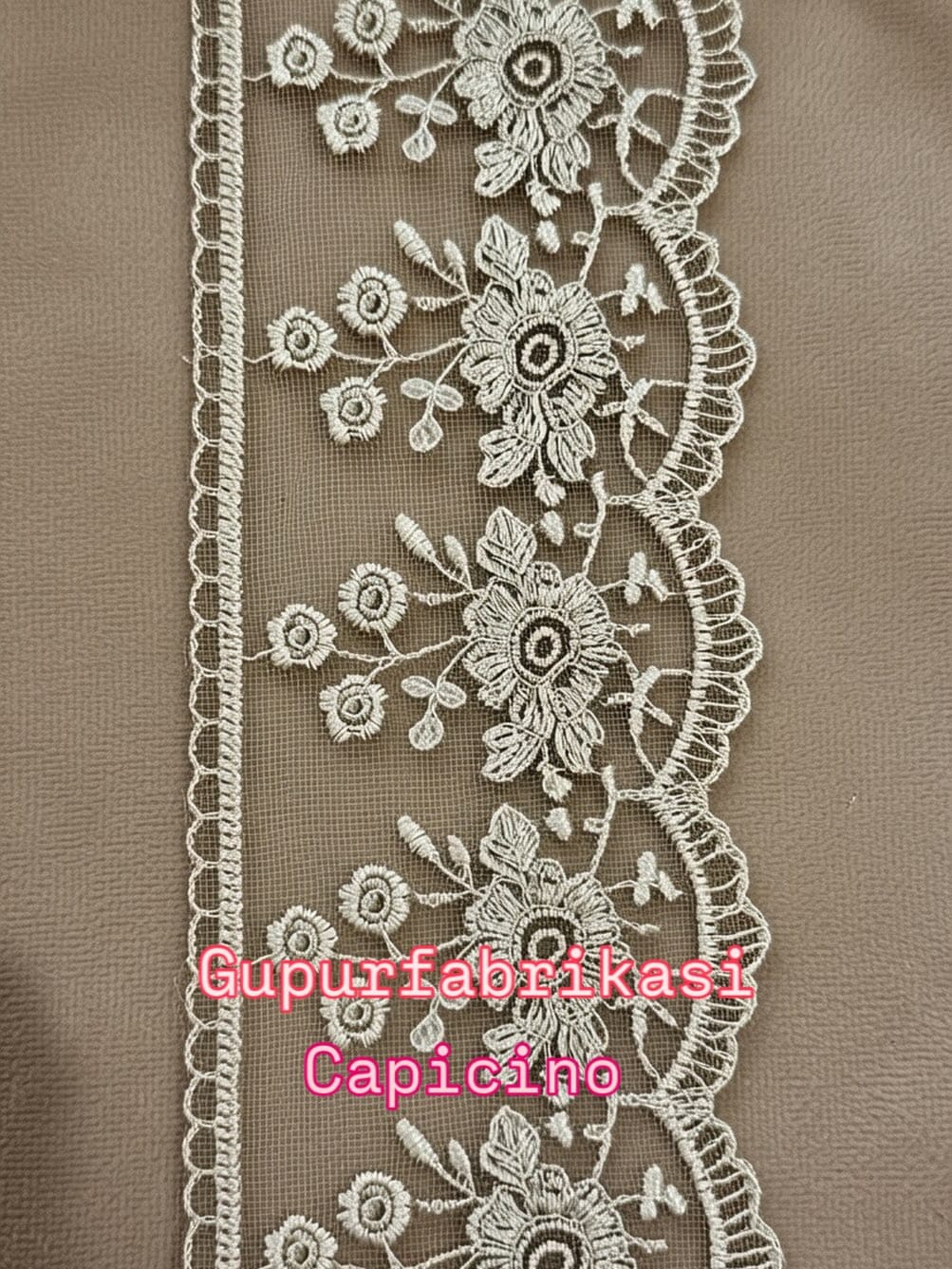 Post 7 by Guipure lace fabricasi on Instagram (image)