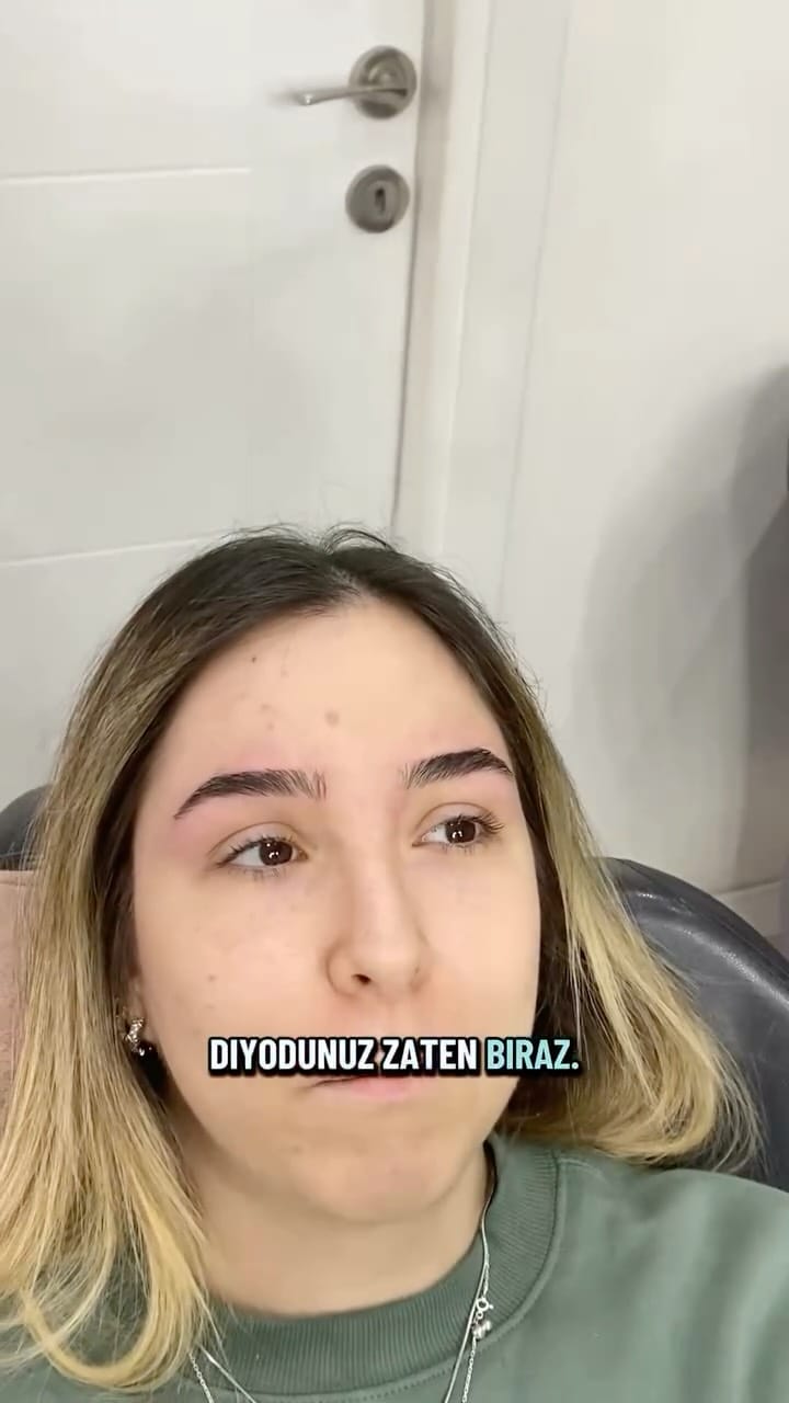 Post 5 by KAMILA ÇAGDAŞ BEAUTY on Instagram (video)
