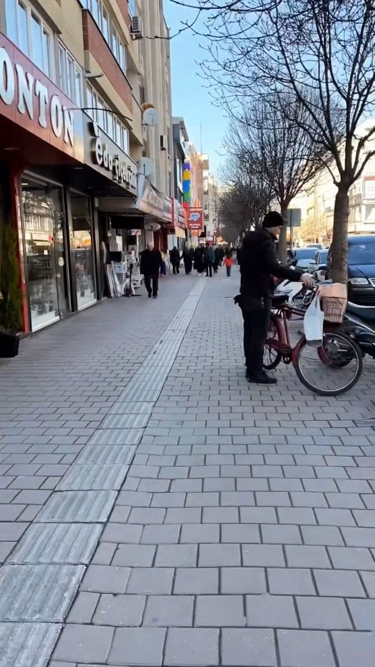 Post 10 by Nesrin Kumaş on Instagram (video)