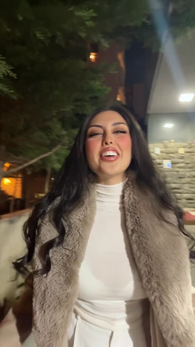 Post 2 by Béjaoui Melek on Instagram (video)