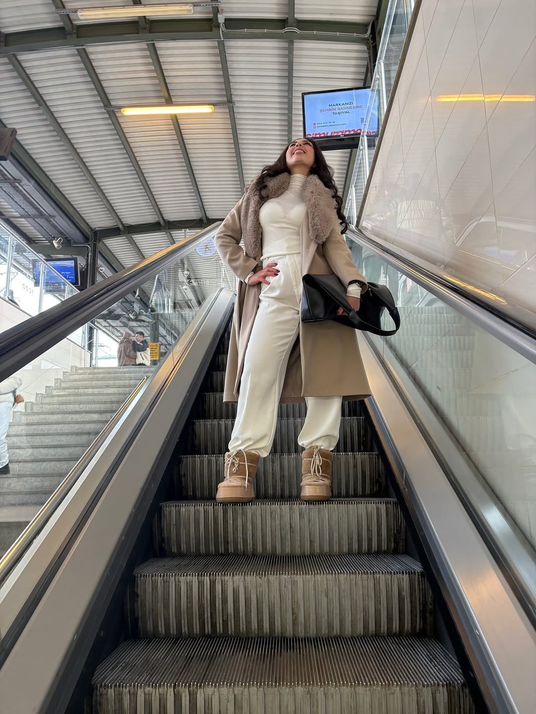 Post 3 by Béjaoui Melek on Instagram (carousel)