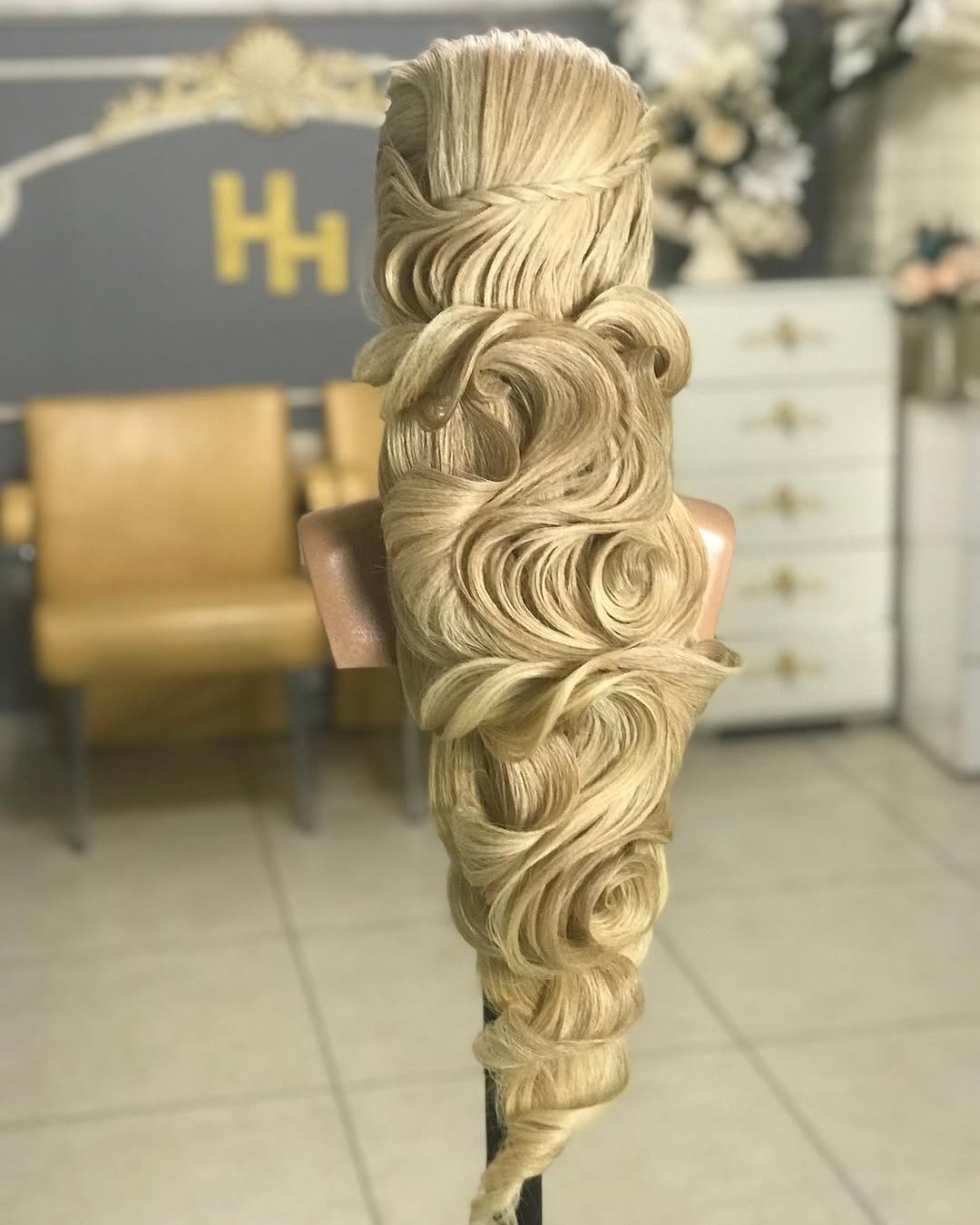 Post 9 by Hakan Hiçyılmaz on Instagram (image)