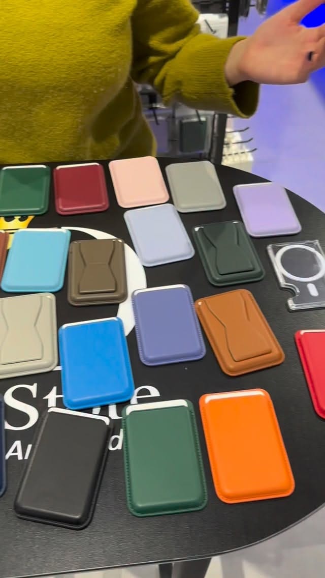 Post 4 by GG Cover Store on Instagram (video)