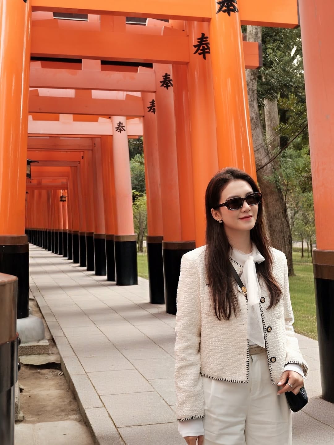Post 2 by Chử Anna Thảo Anh on Instagram (image)