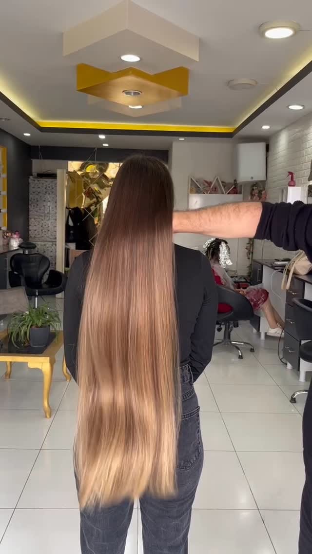 Post 5 by 𝓐𝓱𝓶𝓮𝓽 𝓖ü𝓵𝓮𝓻 𝓗𝓪𝓲𝓻 𝓭𝓮𝓼𝓲𝓰𝓷 🌙🌹 on Instagram (video)