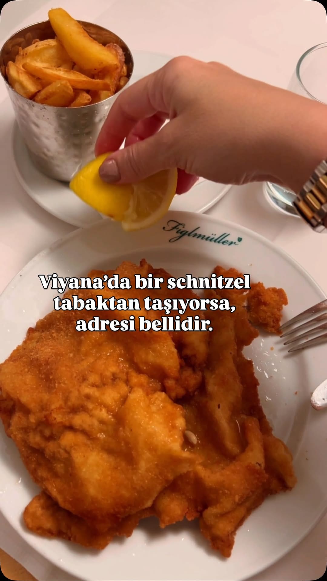 Post 4 by Berrakberroo on Instagram (video)