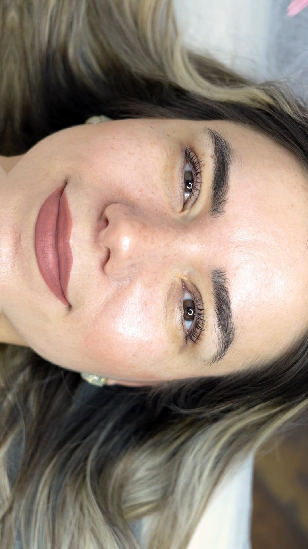 Post 2 by Eskişehir Güzellik Salonu | Aylin Muradova Estetik & Güzellik on Instagram (video)