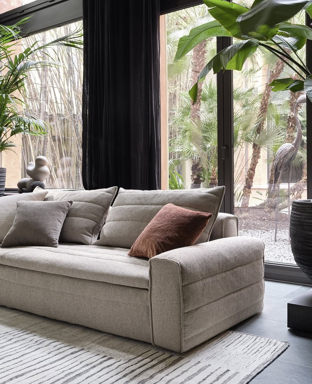 Post 5 by Diseno İstanbul on Instagram (carousel)