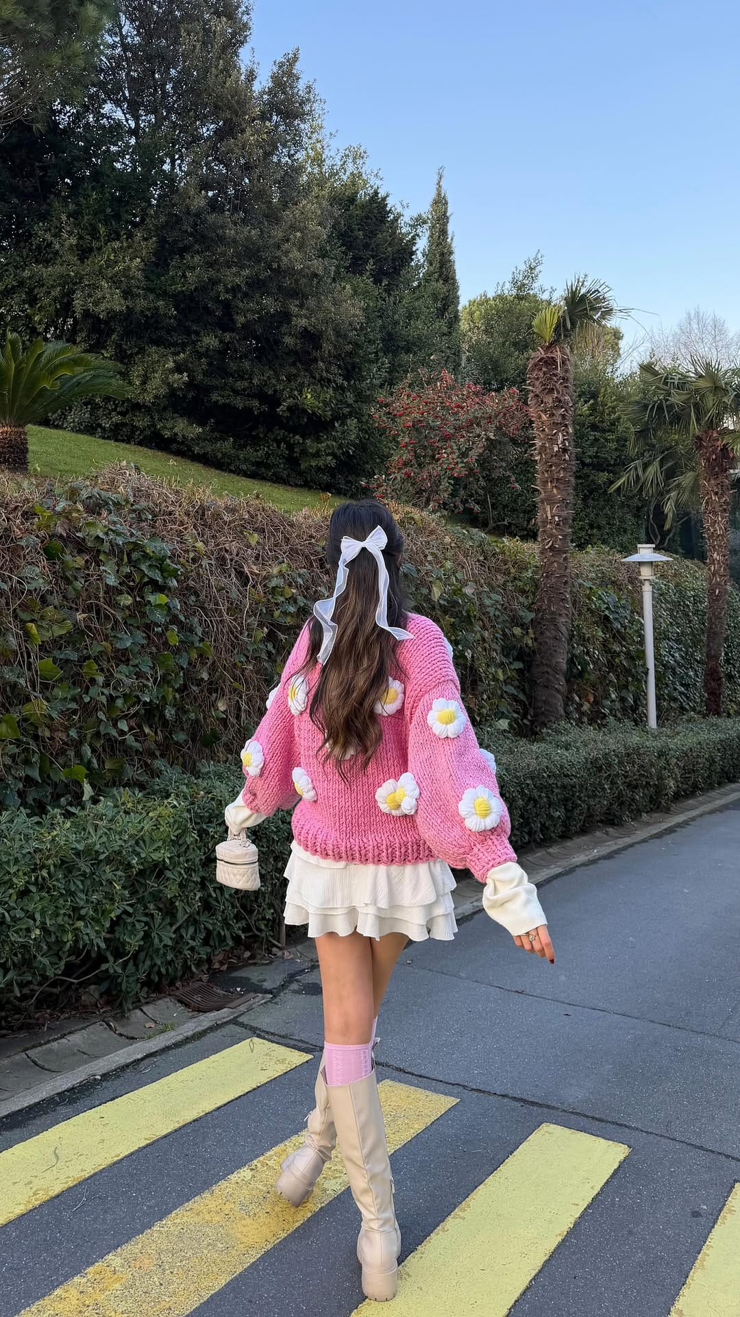 Post 3 by Özge Atalay on Instagram (video)