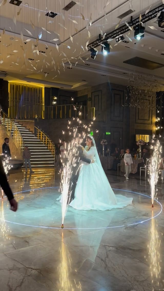 Post 10 by Büşra yılmaz&SALON GÜNIŞIGI on Instagram (video)