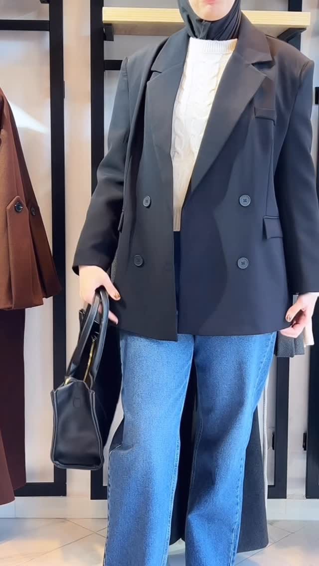 Post 5 by boutique femme fashion on Instagram (video)