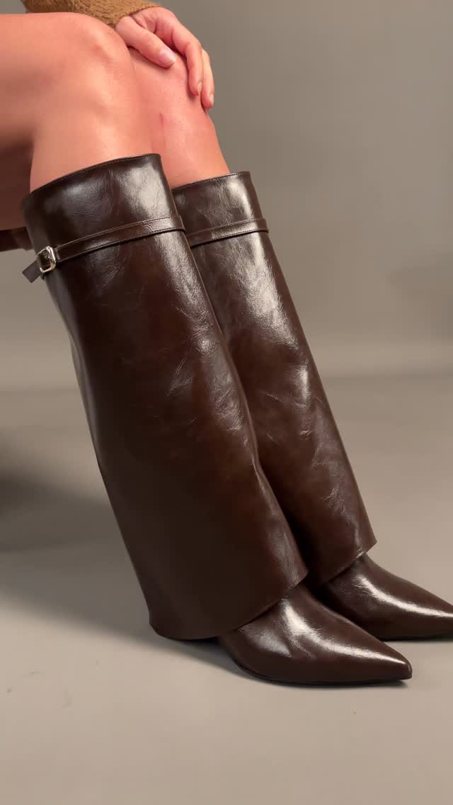 Post 7 by Fox Shoes on Instagram (video)